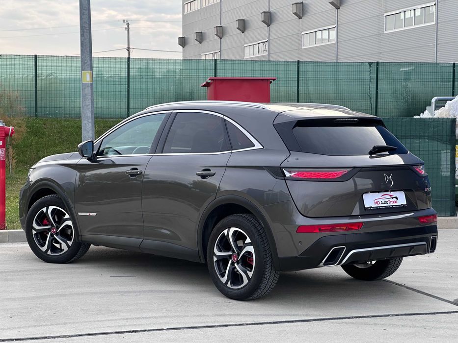 DS7 Crossback / PerformanceLine / 2.0HDi - 180Cp / Far LED / Alcantara