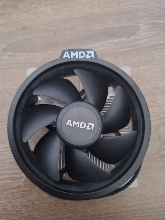 Cooler AMD Original - Socket AM4 + Shield DeepCool gratuit