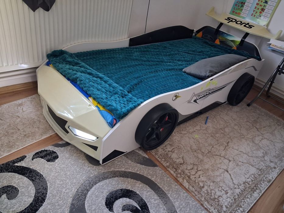 Vand pătuț de copii