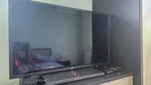 LG 32 телевизор  .