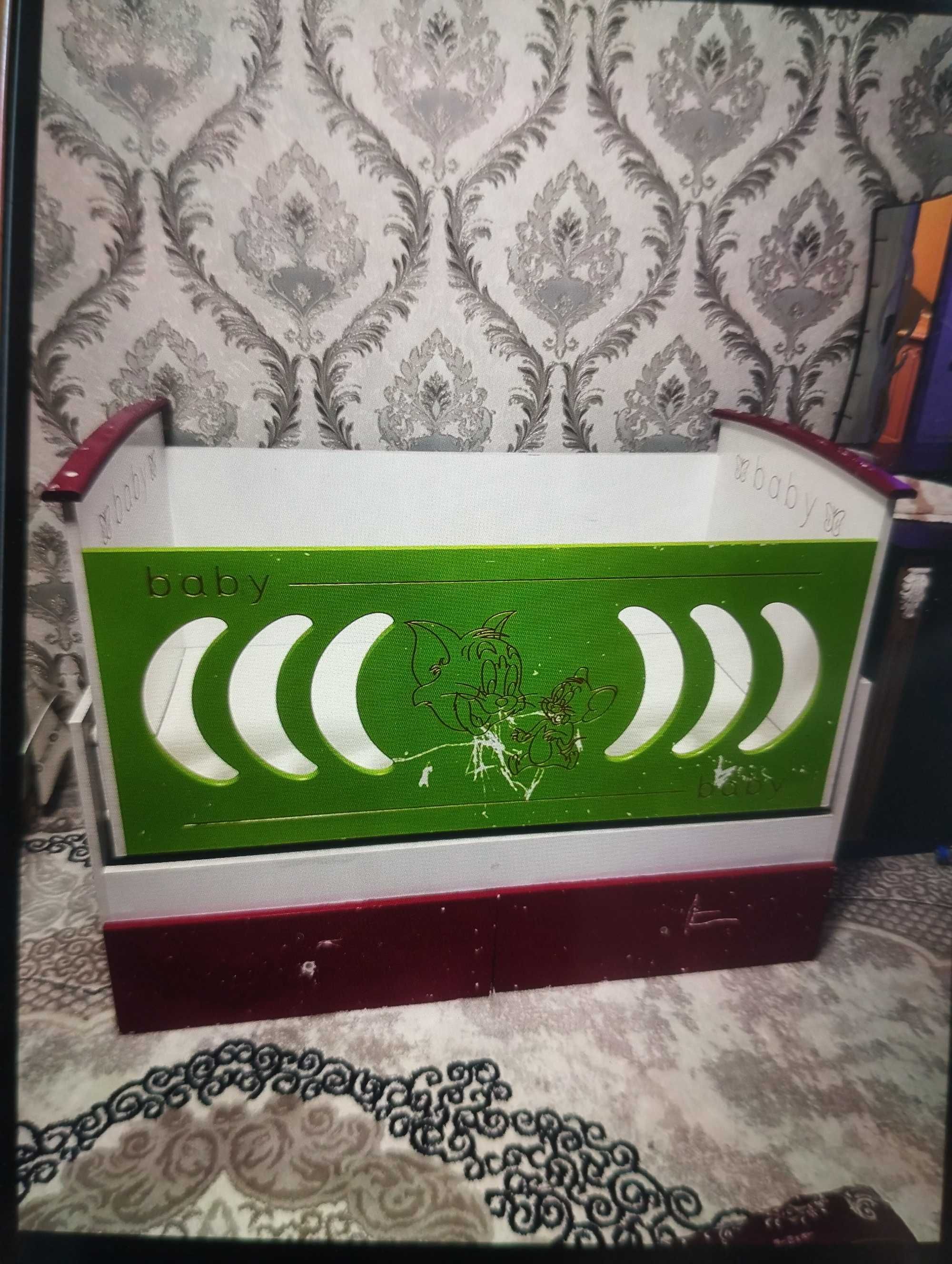 Детские кроват с качалки