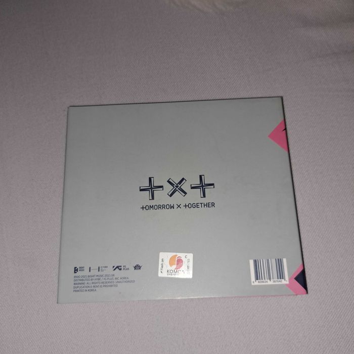 Album txt the chaos chapter:fight or escape