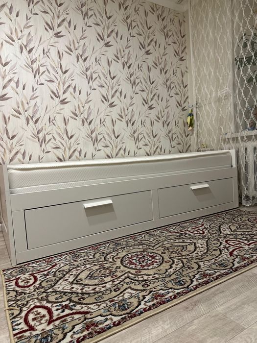 Кушетка кровать Икея Бримнэс