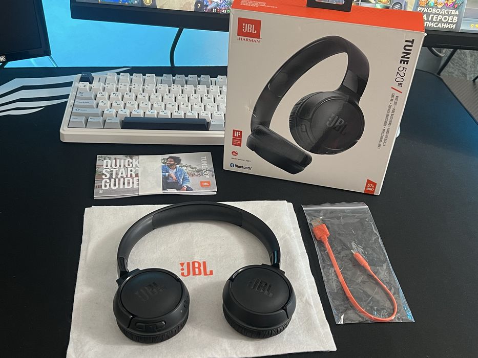 Наушники JBL TUNE520BT