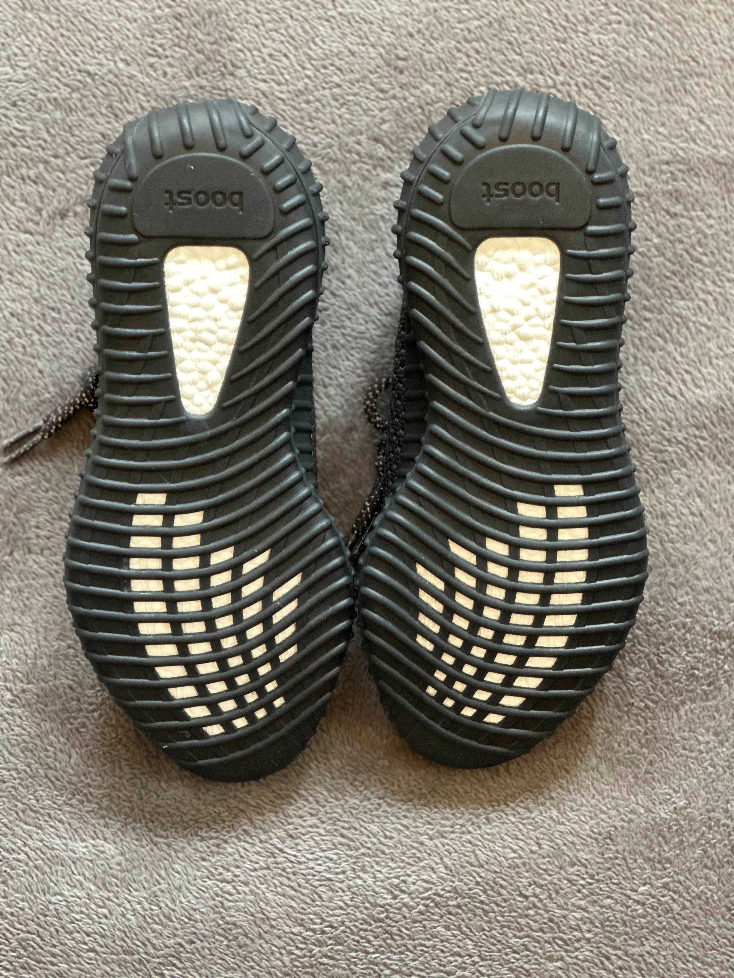 Yeezy Boost 350 V2 Static Black / calitate premium / 42-44/ Negru