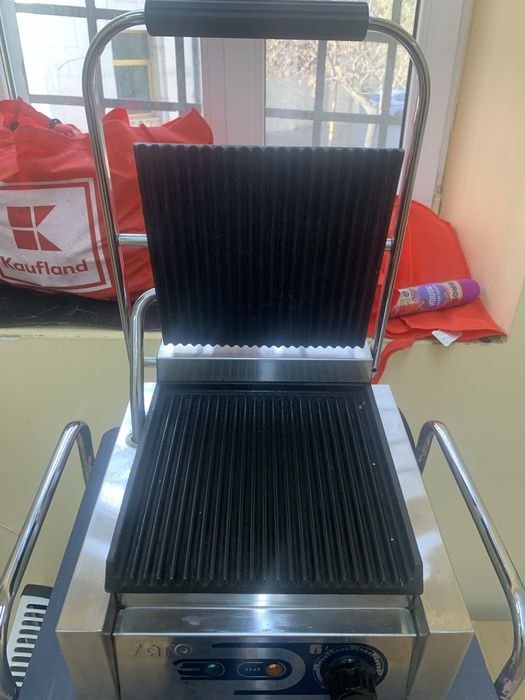 Професионален тостер SARO