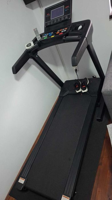 Banda de alergare TECHFIT MT300, stare perfecta, cu livrare personala