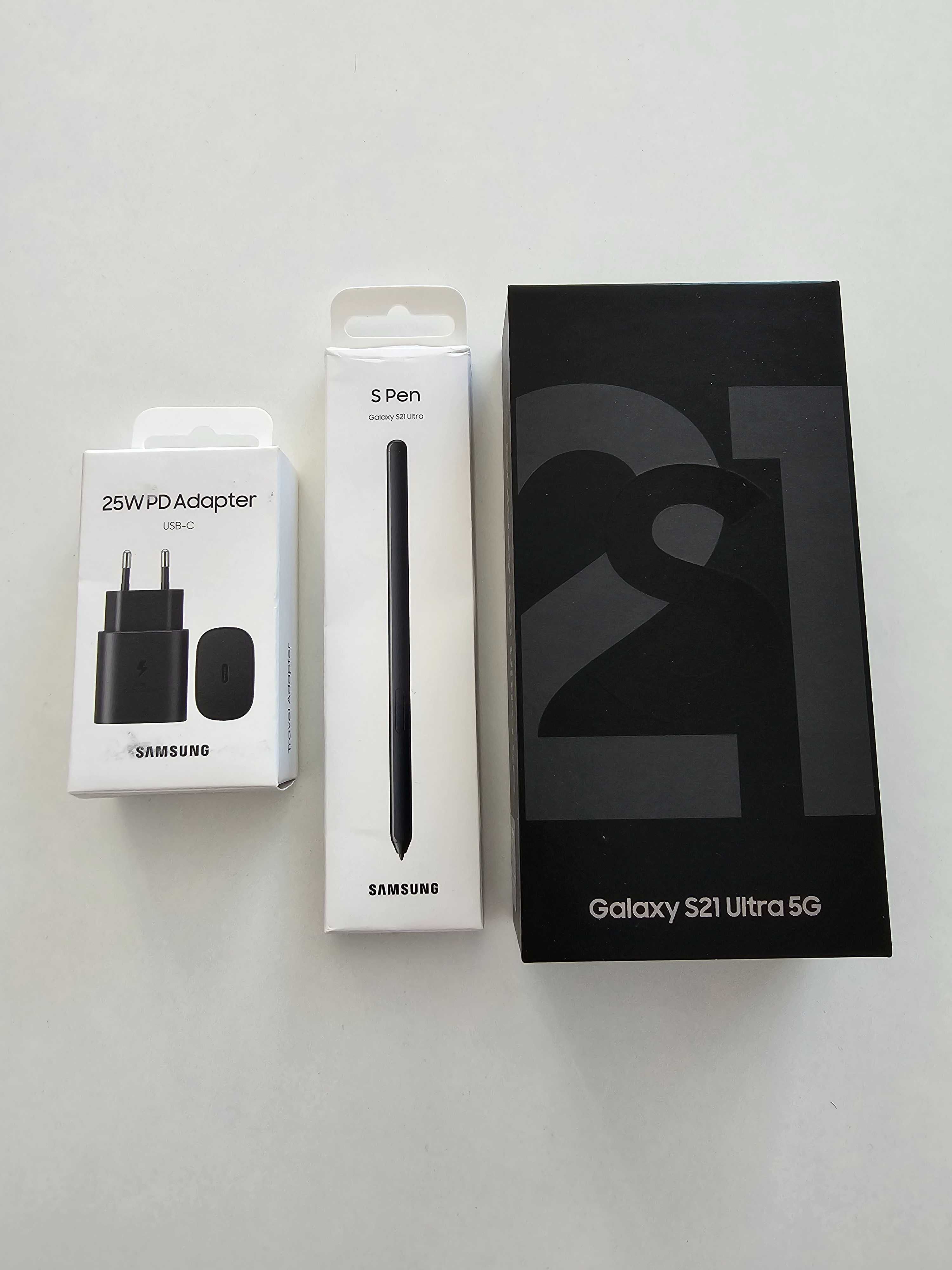Samsung Galaxy S21 Ultra 5G 256GB + Incarcator + Cablu Date + S Pen