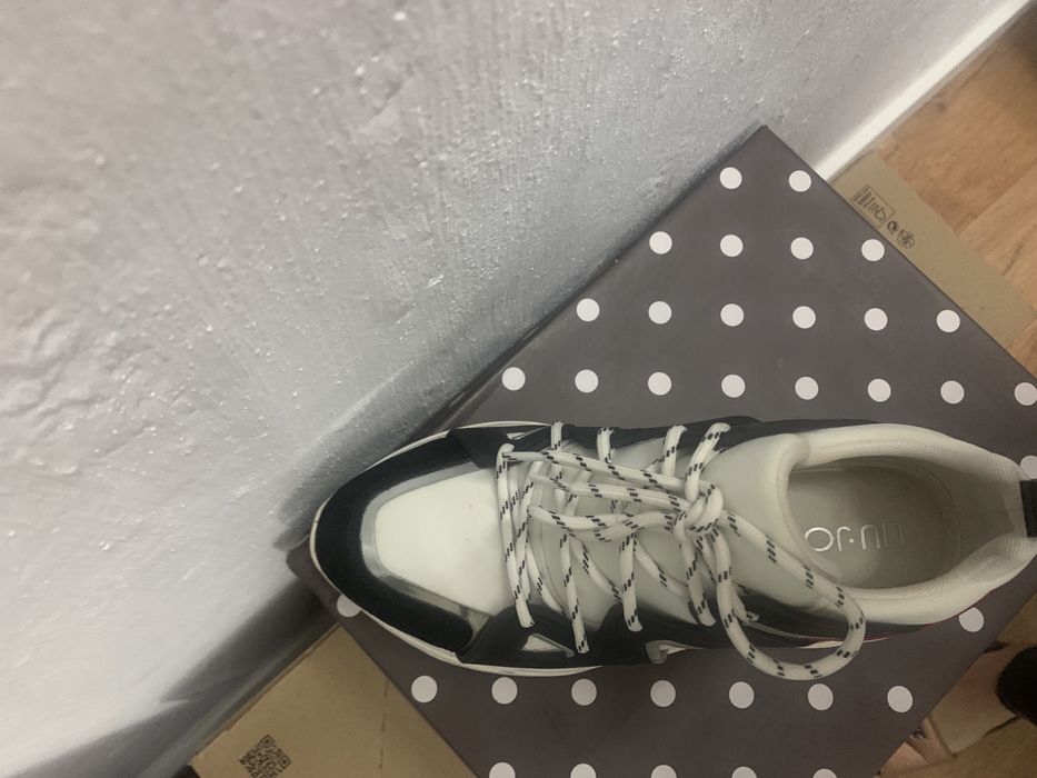 Adidasi Liu Jo,stare impecabila