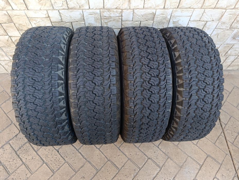 Всесезонни гуми Good year 235/75/15 Wrangler
