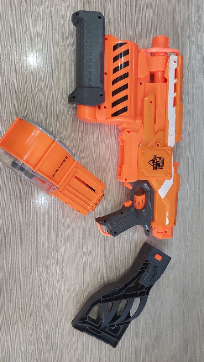 Nerf demolisher 2 in 1