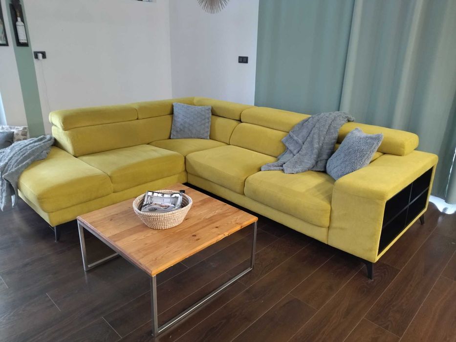 Ъглов диван жълт