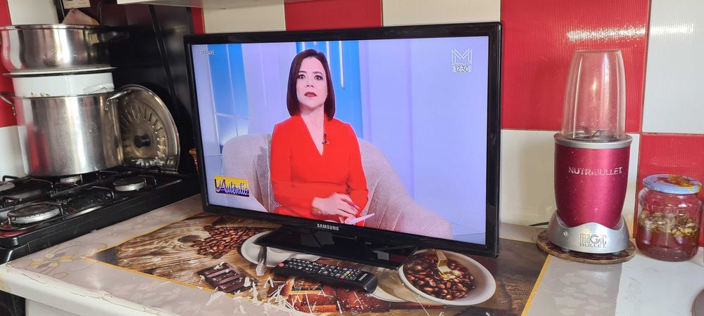 Samsung 66 cm = 250 lei