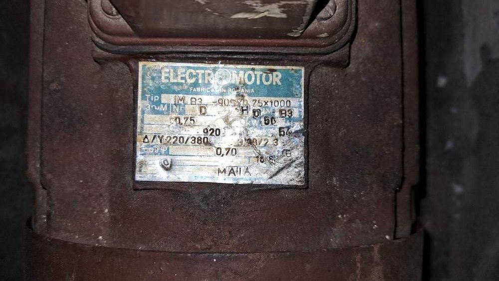 NOU - Motor electric trifazat 0.75 kw 1000 rpm 90 B3