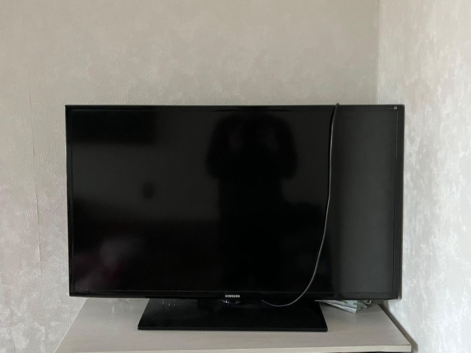 Продаю Телевизор Не смарт