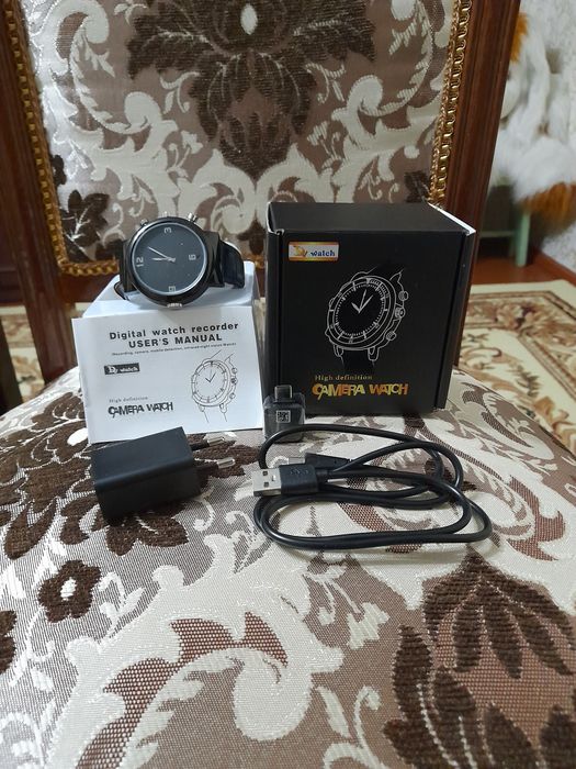 Kamerali soat sotiladi