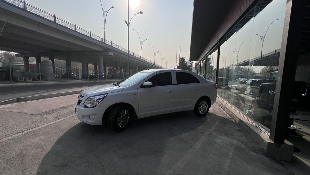 Продаю автомобиль