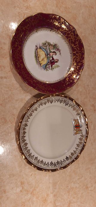 Единичен брой красиви чиний