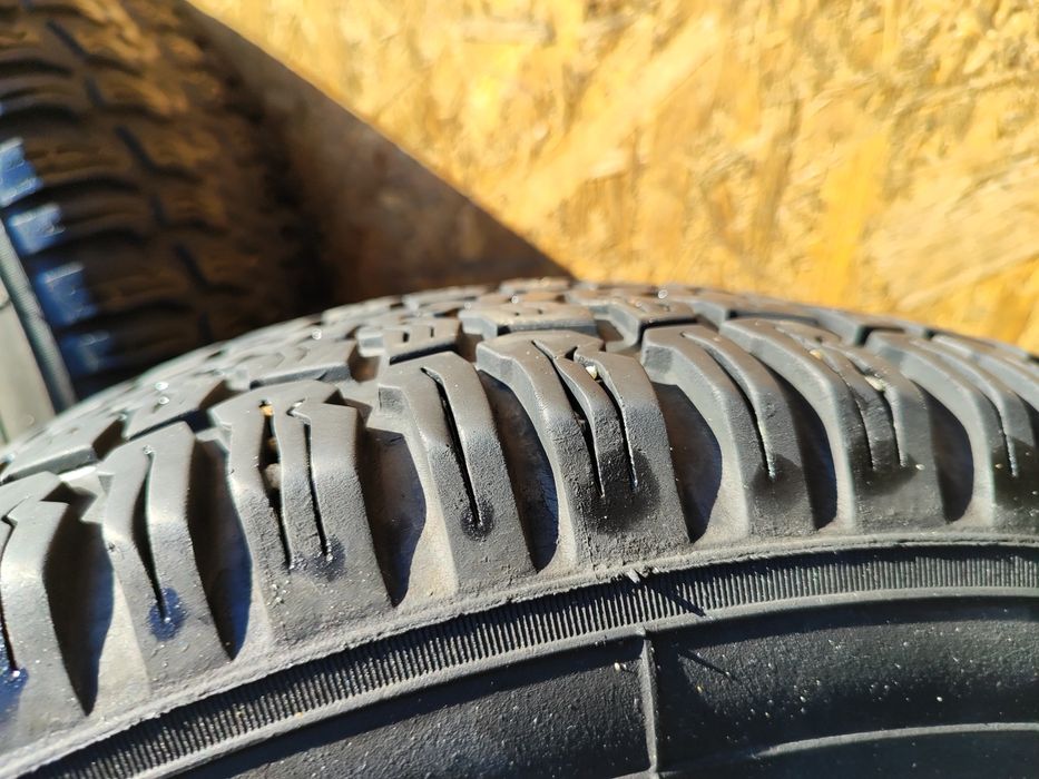 Продам шины на ниву