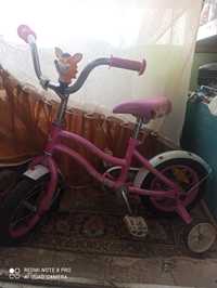 Детский велосипед ( для девочки)