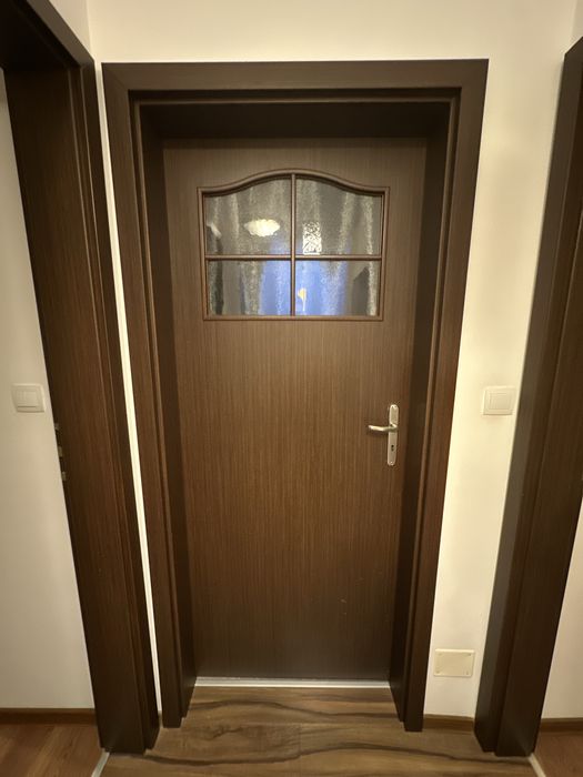 3 usi de interior Porta