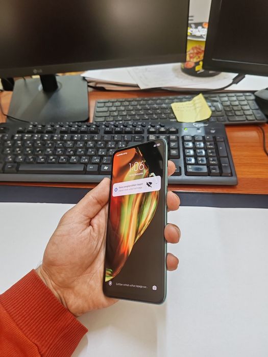 Redmi note 10 64gb(2023)iwlawi zur aybi yuq tozza telefon uyaltirmaydi