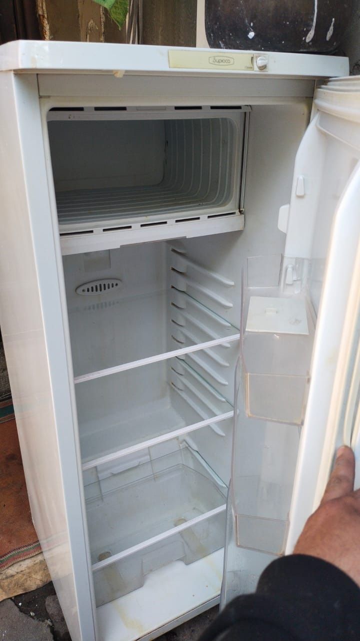 Холодильник рабочие