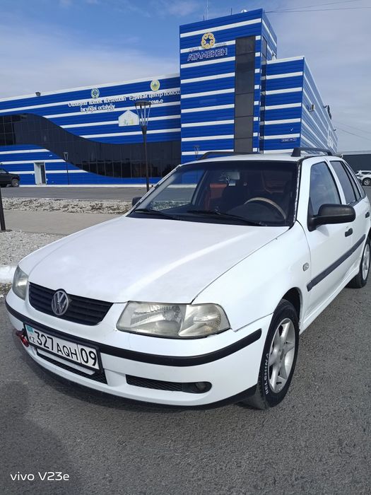 Фольксваген гол. В отличном состояний. Сел и поехал