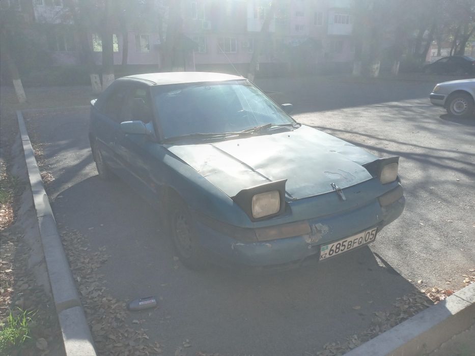 Мазда 323 продам