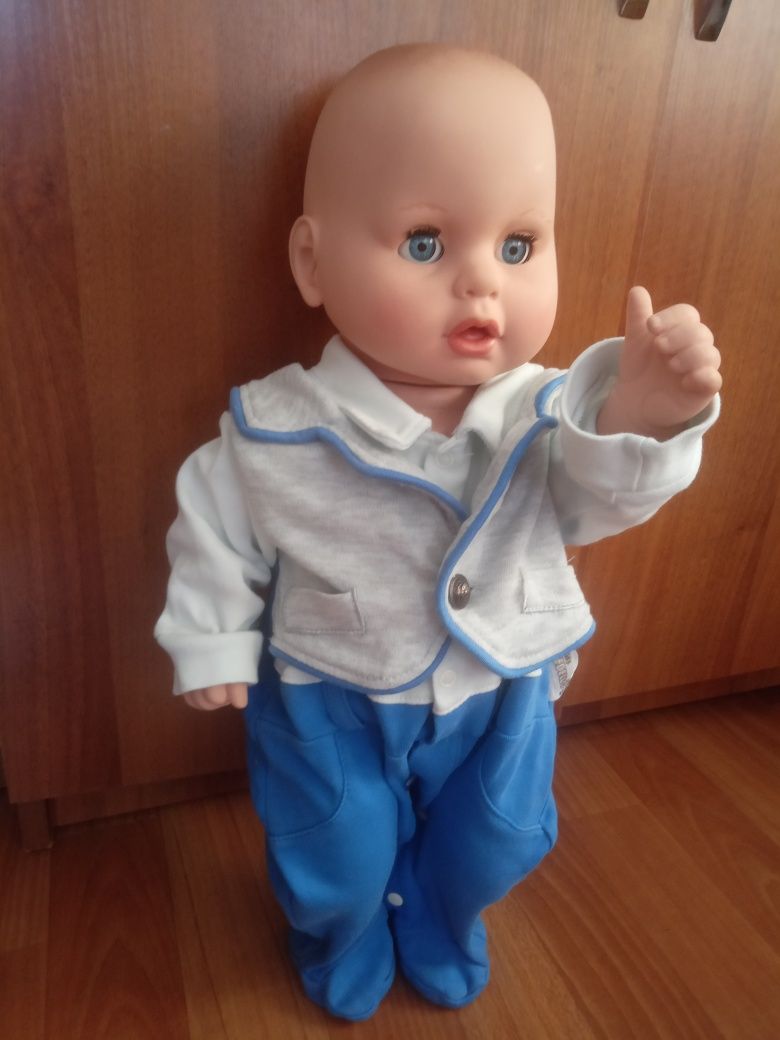 Продам куклу малыша.