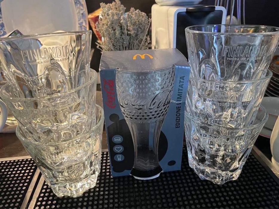 Продавам чаши Jim Beam, Smirnoff, Bayleys