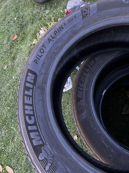 235/55/19 ЗИМНИ ГУМИ Michelin Pilot Alpin 5 SUV КАТО НОВИ