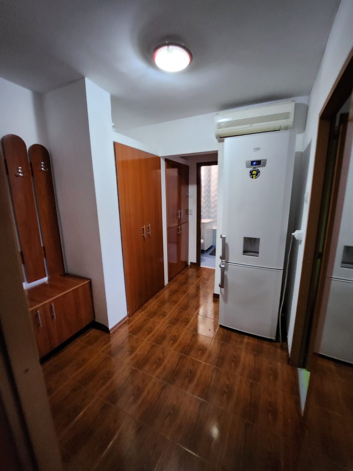 Vanzare apartament 2 camere