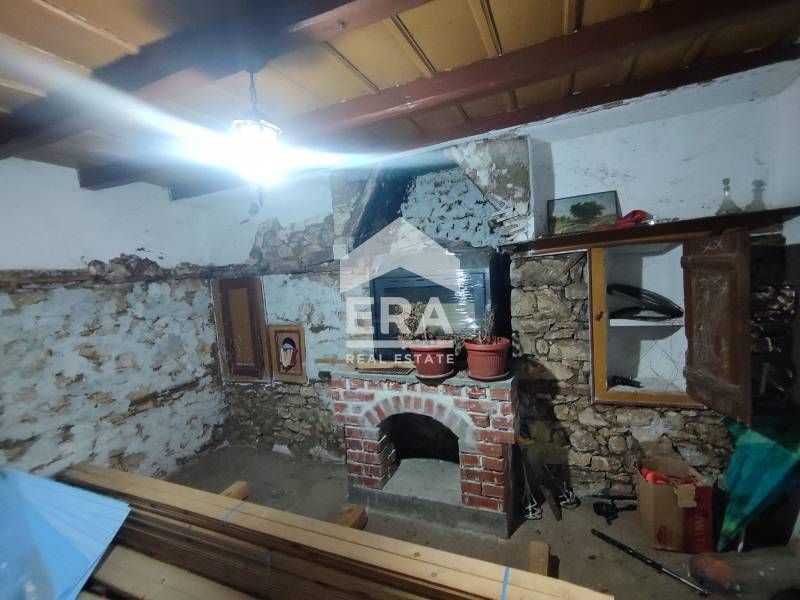 Къща в Златна Ливада