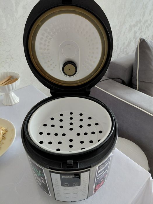 Продам мультиварку Polaris 


---