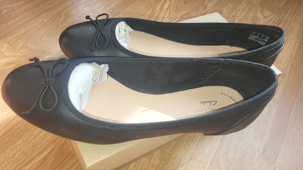 Кожени балерини Clarks