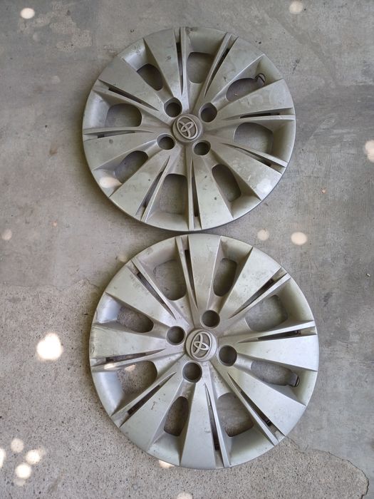 Колпаки на машину Тойота