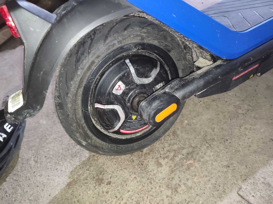 Електрическа тротинетка NIU KQI3