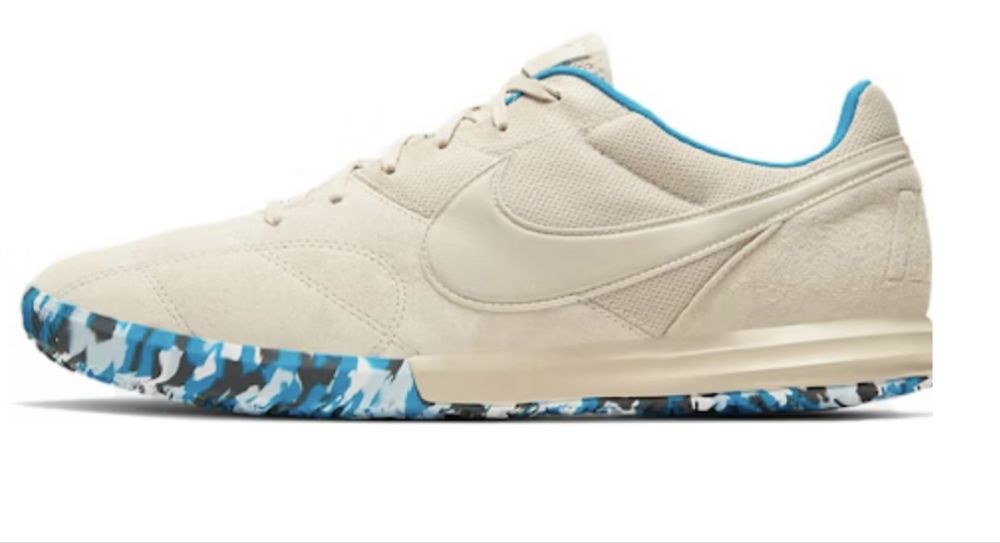 NIKE Маратонки  41 р-р