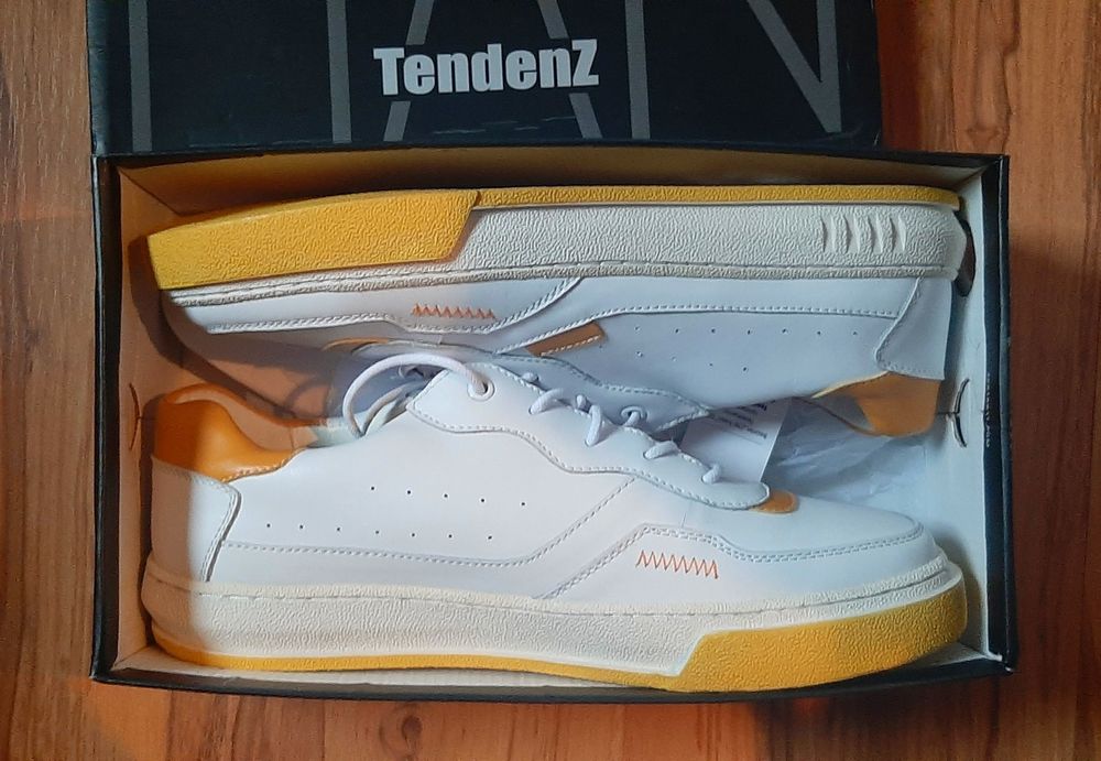 Нови мъжки обувки естествена кожа