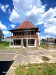 Cladire mixta cu teren si hala – vad comercial DN11, Ozun