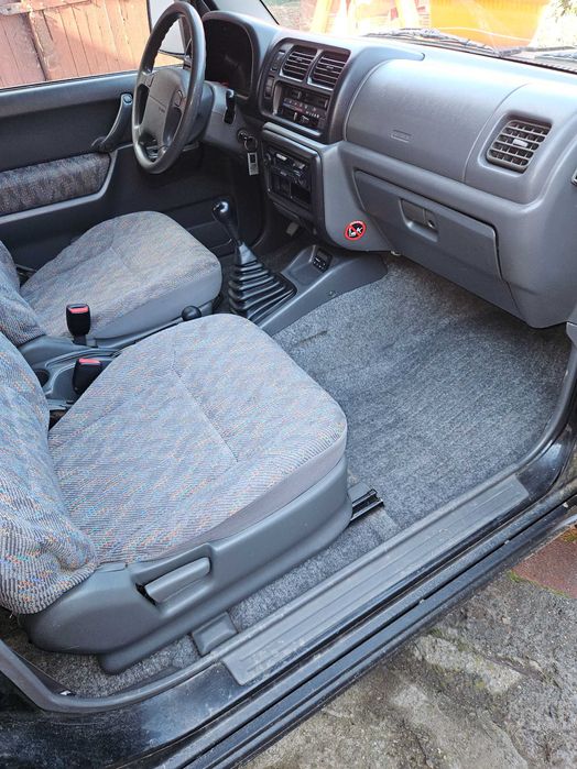 Suziki Jimnny an 2000