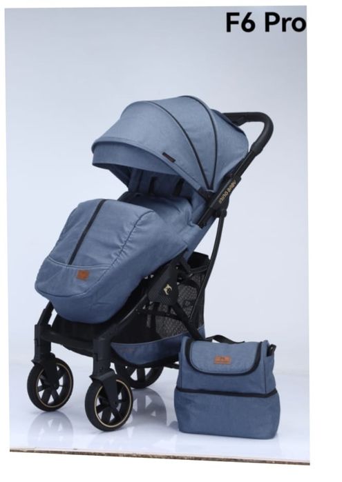 Продается детская прогулочная коляска