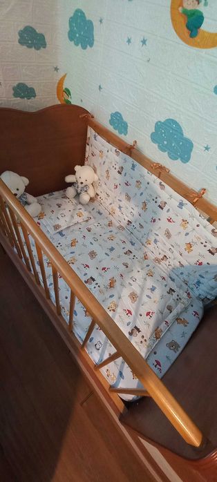 Patut cu saltea si lenjerie