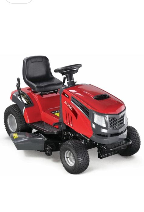 Tractoras Gazon Ama Italia