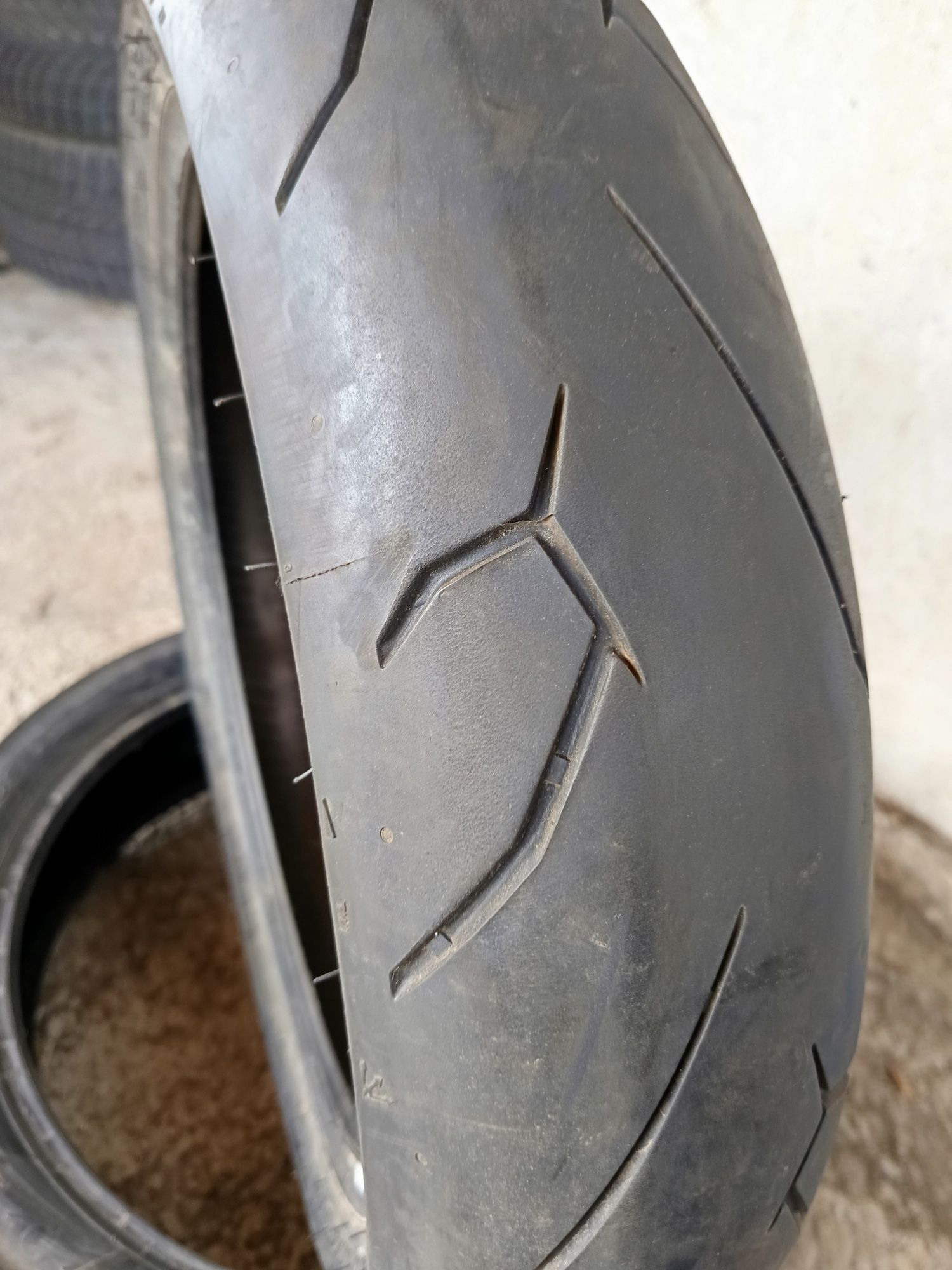 Мото гума 140 70R 17 66H PIRELLI Дор2621