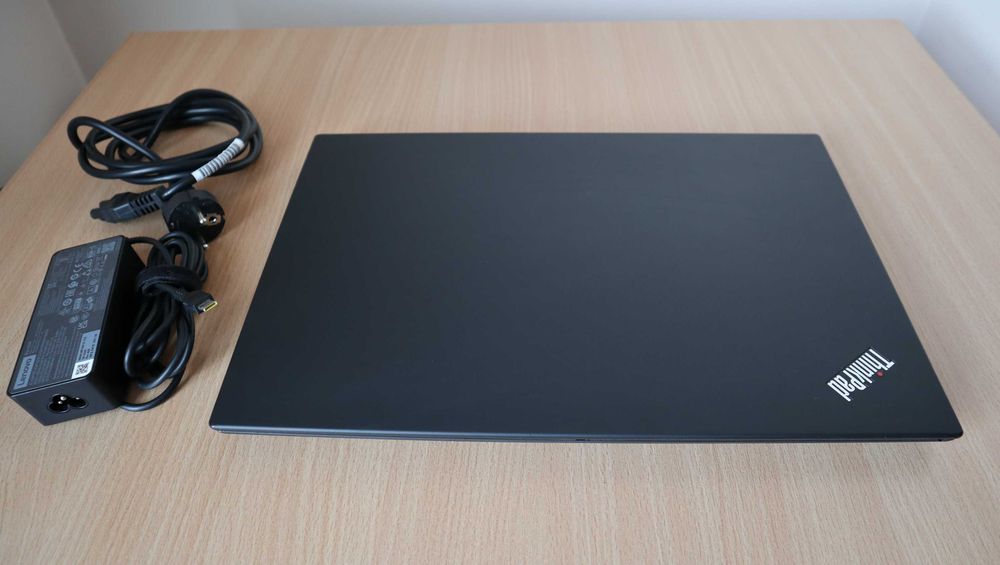 Lenovo ThinkPad T15 Nvidia MX330 IPS 15,6"/i7 10510U/512GB NVMe /32GB