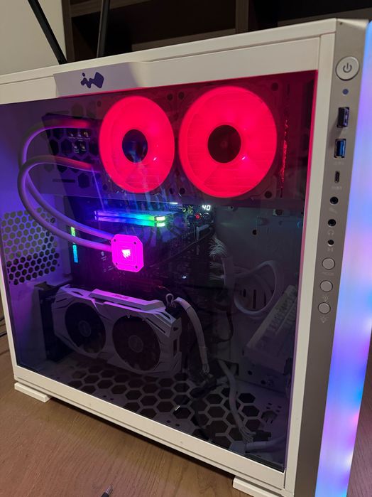 Продавам компютър / Z590/ i7-10700/ GTX 1070/ 16GB DDR4