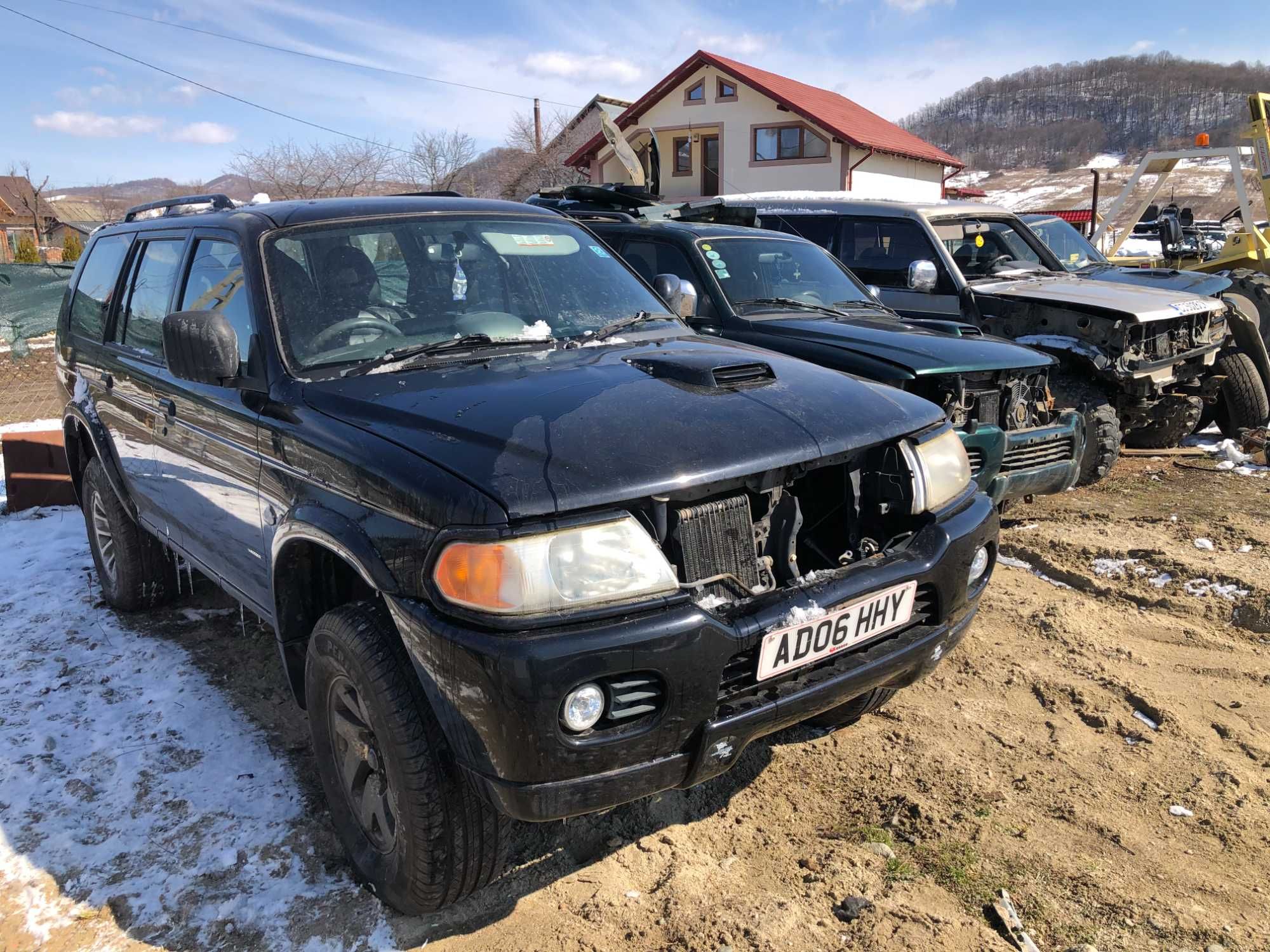 Dezmembrari dezmenbrari piese dez mitsubishi pajero sport an 2006 2,5d