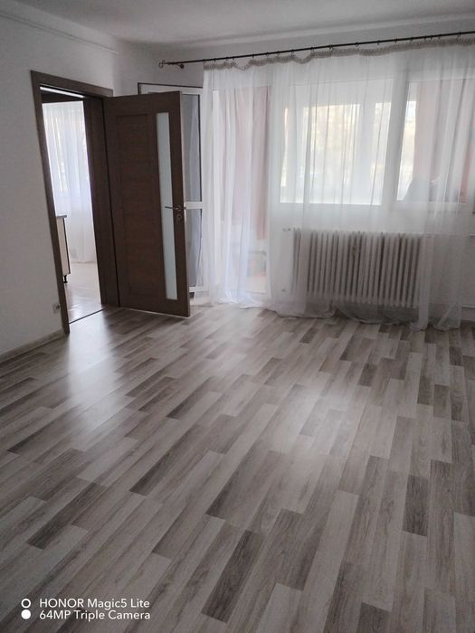 Închiriez garsonieră Dumul Taberei-Favorit (proprietar)